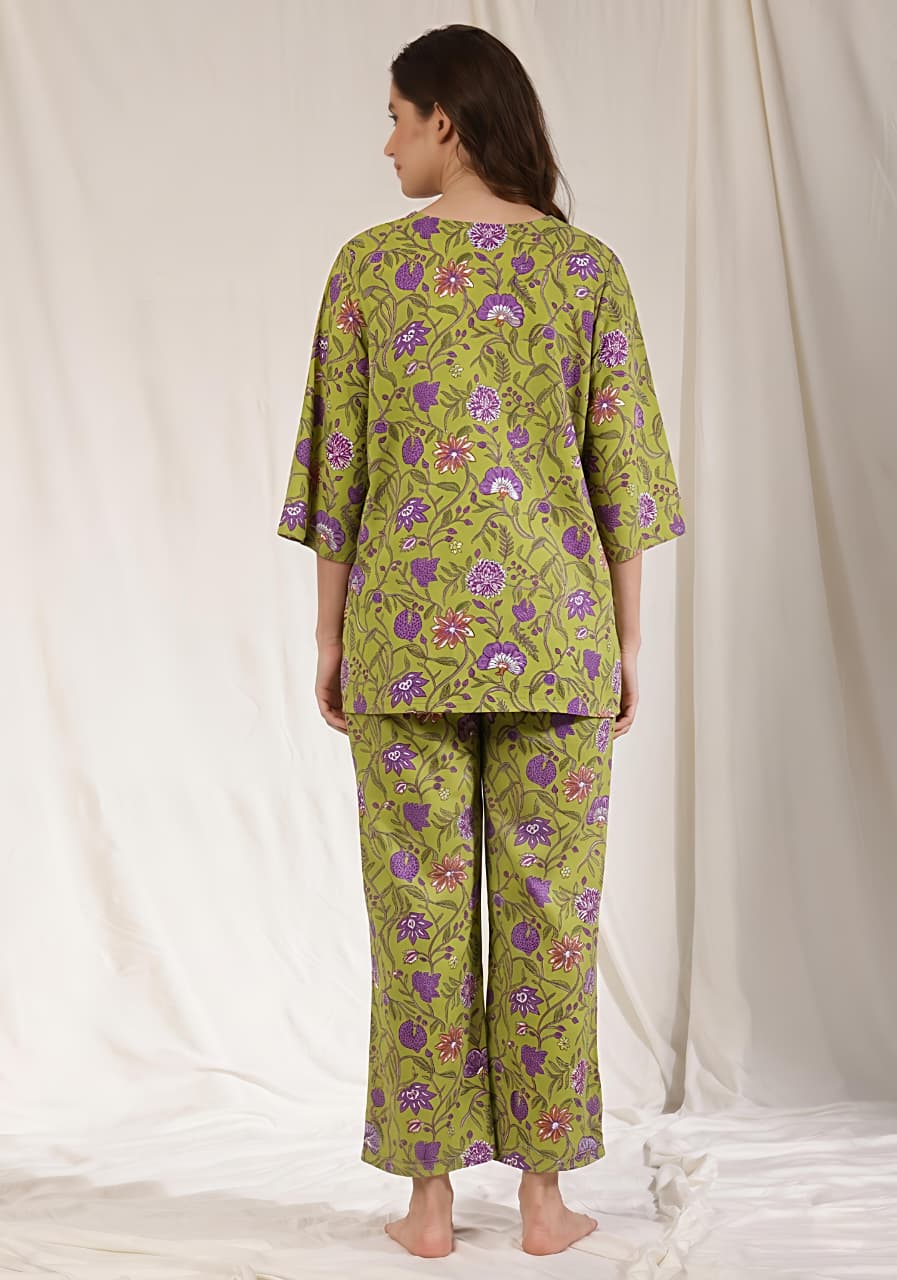 Green Pink Floral Printed Cotton Night Suit