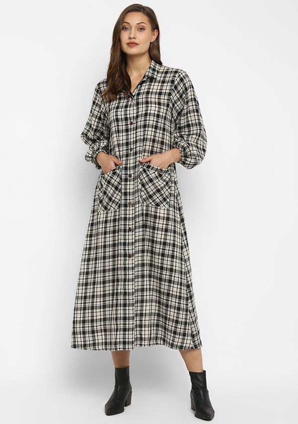 Long Black and White Checked Dress With Pockets and Wooden Buttons
