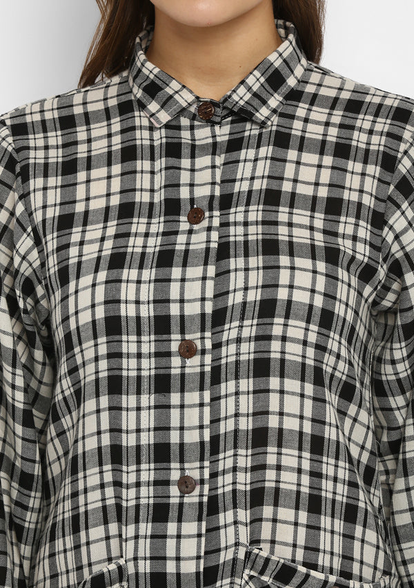Long Black and White Checked Dress With Pockets and Wooden Buttons